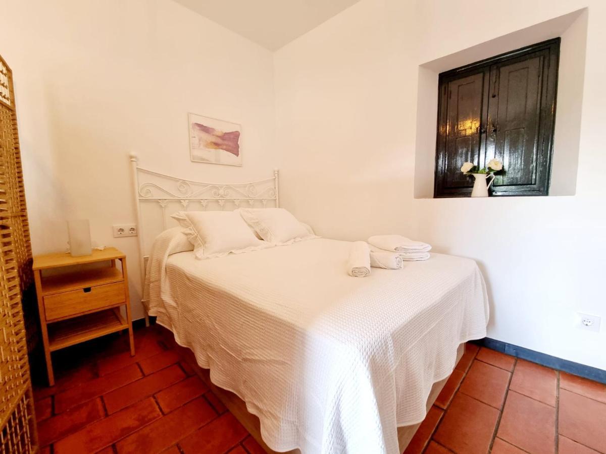 Apartamento Con Patio Sevillano Exteriör bild